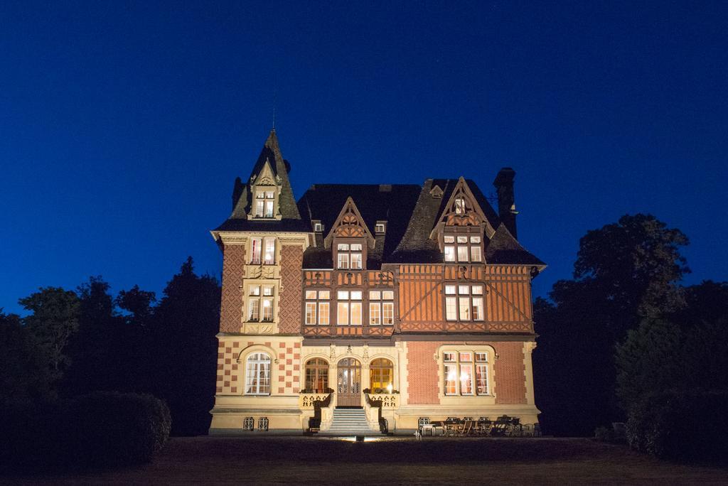 Le Manoir De Benedicte B&B Cahan Exterior foto
