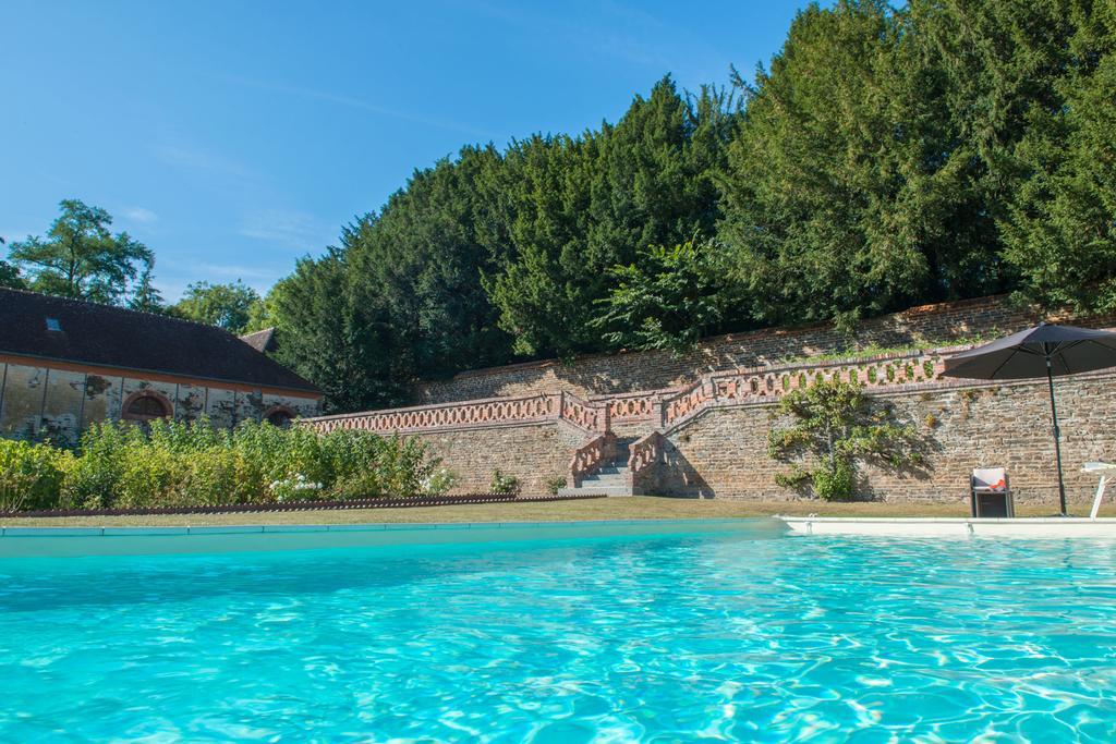 Le Manoir De Benedicte B&B Cahan Exterior foto