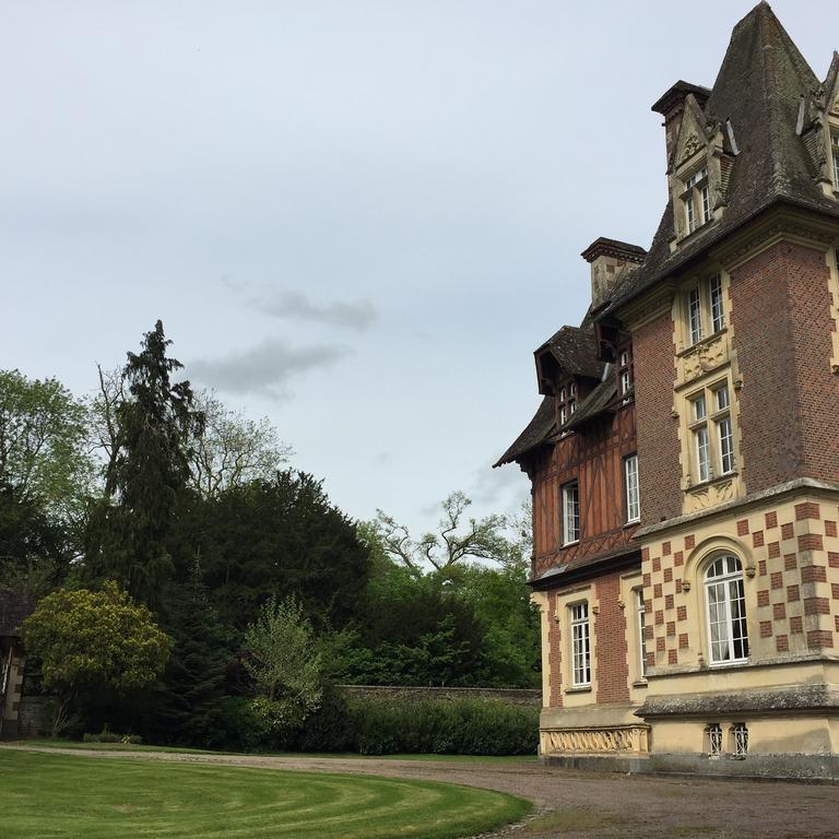 Le Manoir De Benedicte B&B Cahan Exterior foto