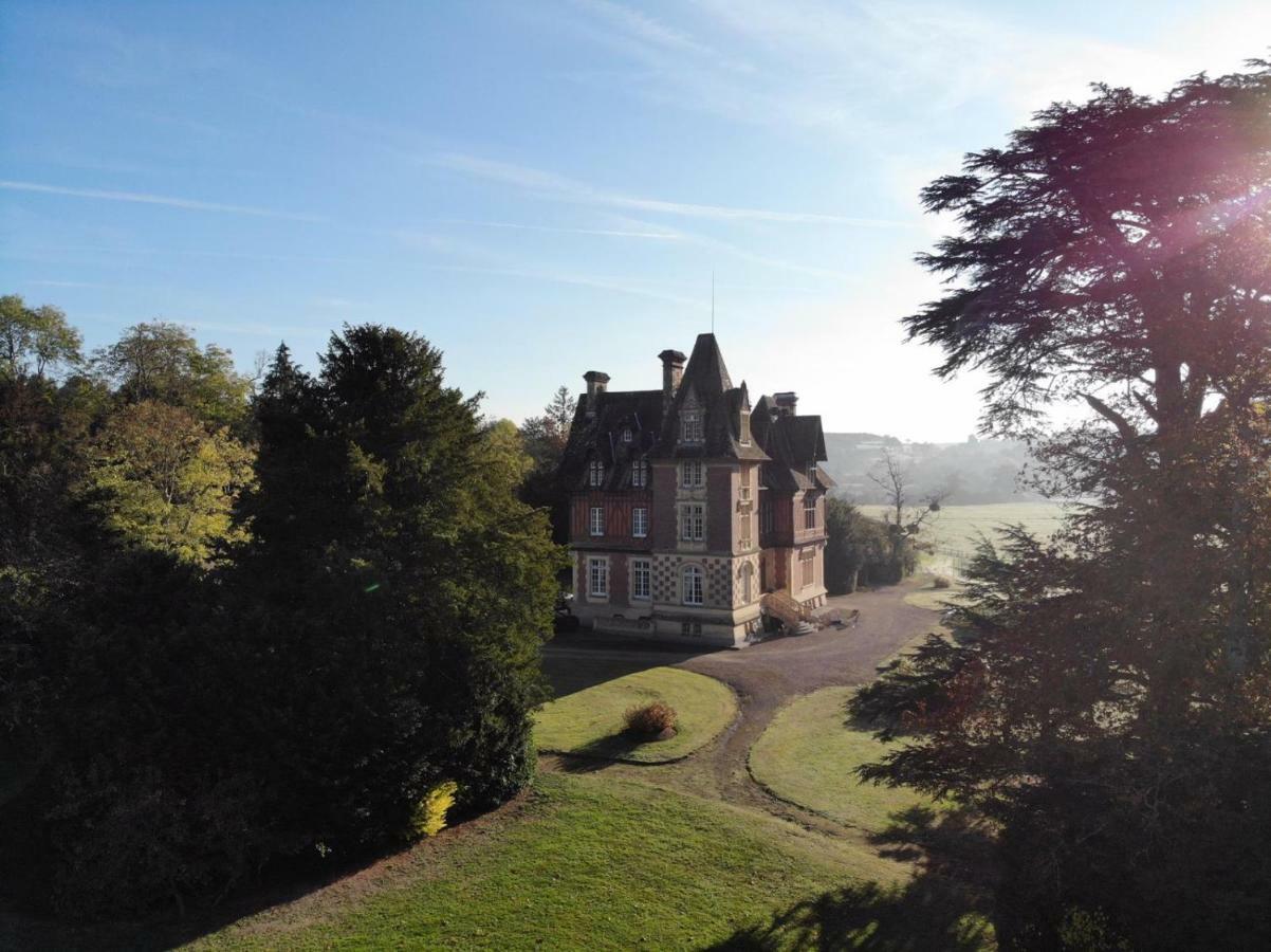 Le Manoir De Benedicte B&B Cahan Exterior foto